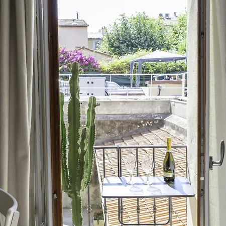 A9 Staywizus-3p Vieil 5 Min Mer-ac-wifi Apartamento Antibes